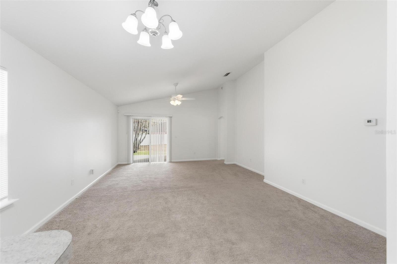 Image 13 of 57 For 2537 Blackstone Court