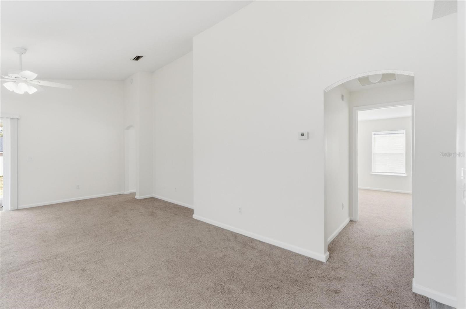 Image 17 of 57 For 2537 Blackstone Court