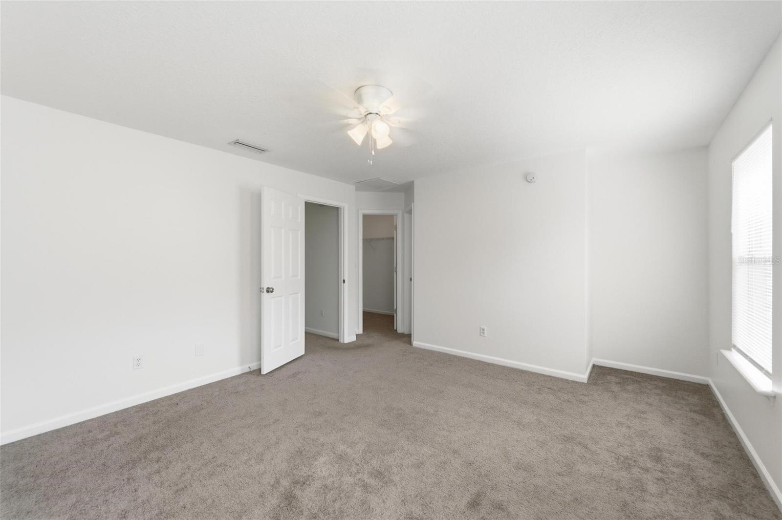 Image 20 of 57 For 2537 Blackstone Court