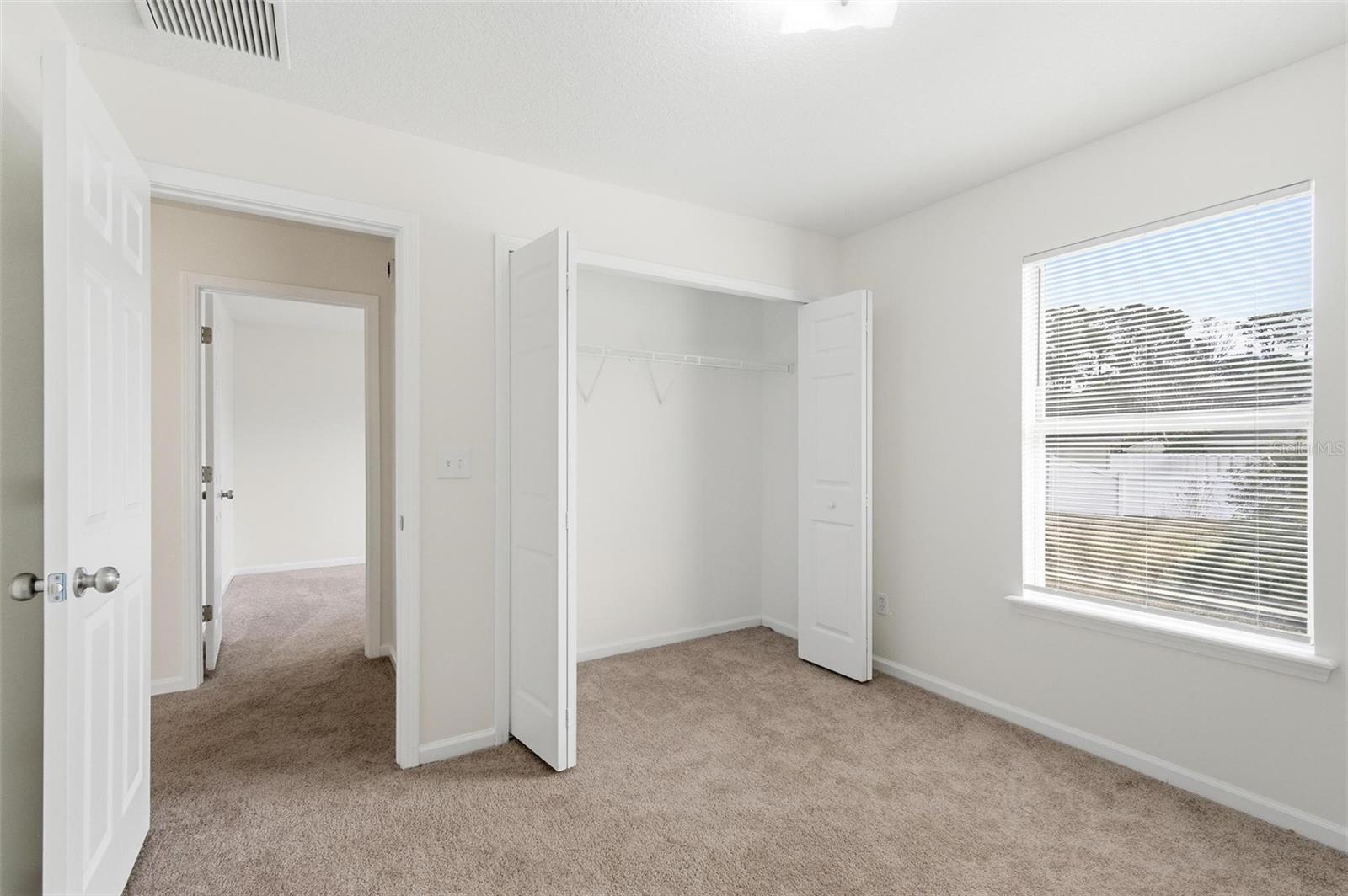 Image 39 of 57 For 2537 Blackstone Court