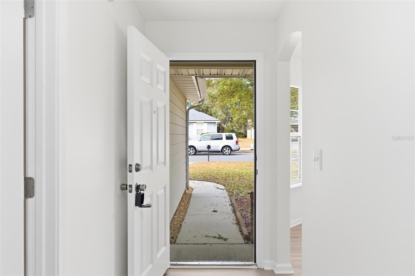 Image 4 of 57 For 2537 Blackstone Court