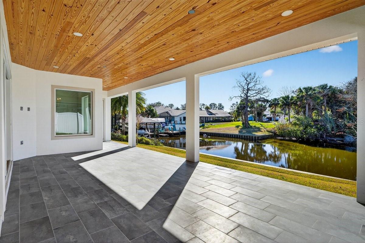 Image 63 of 72 For 7 Crandon Court