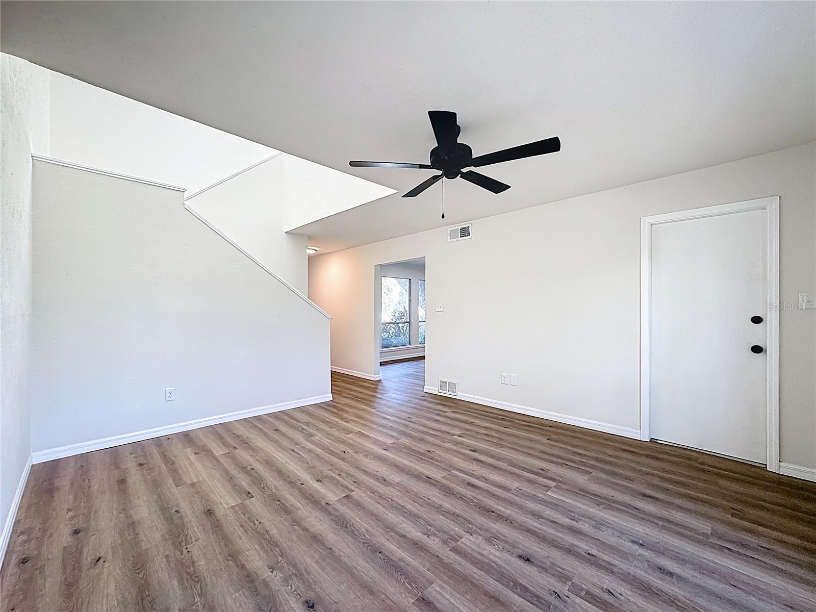 Image 21 of 51 For 4445 Rayfield Drive