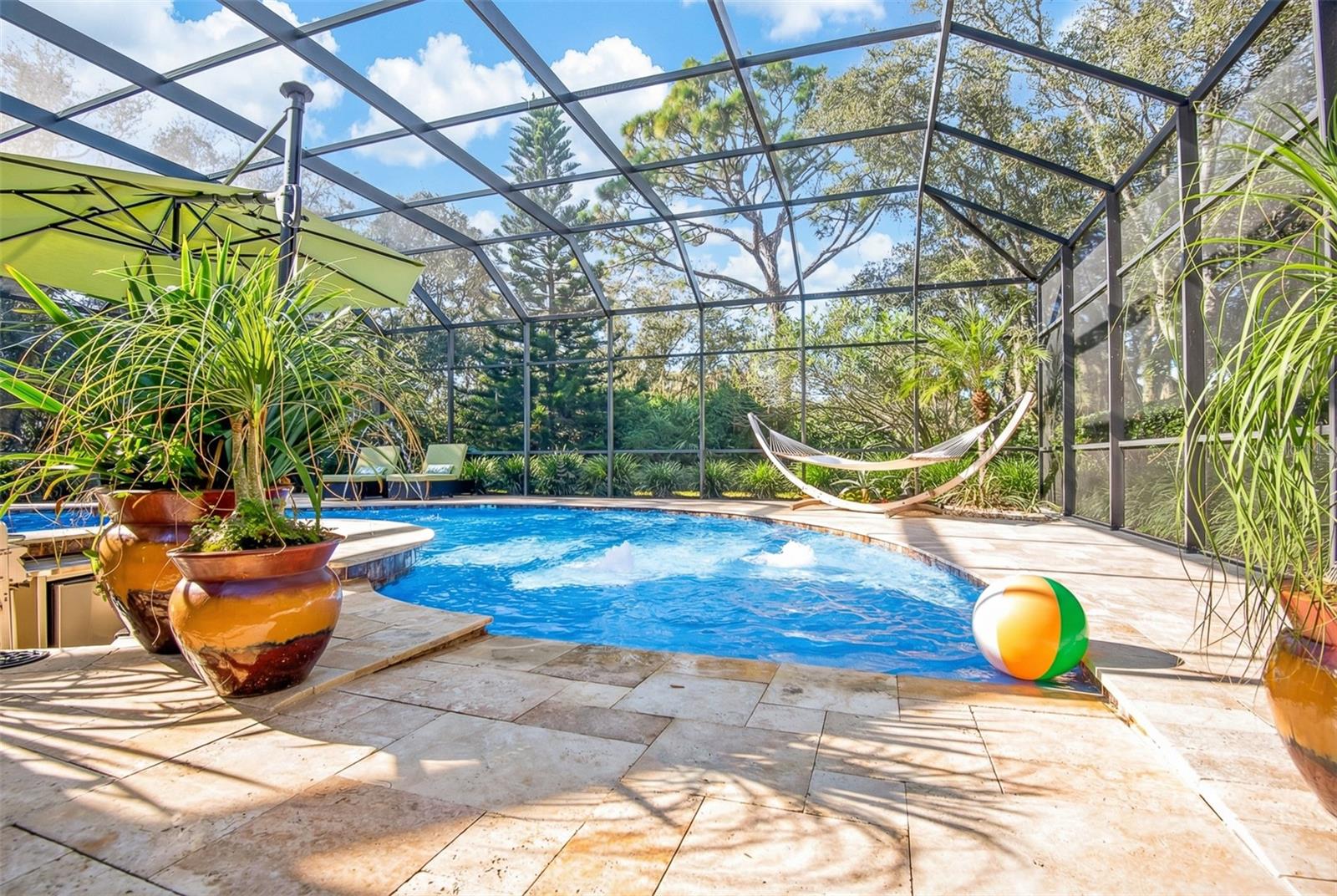 Image 17 of 53 For 8 Rue Renoir