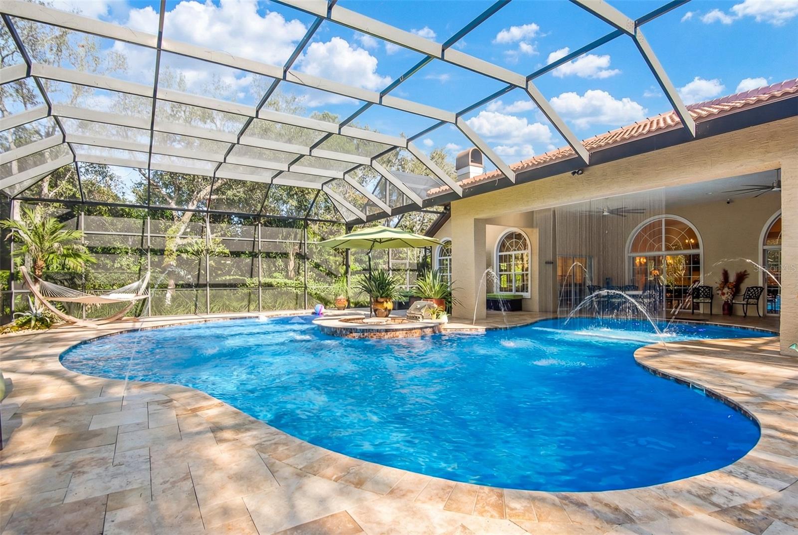 Image 19 of 53 For 8 Rue Renoir