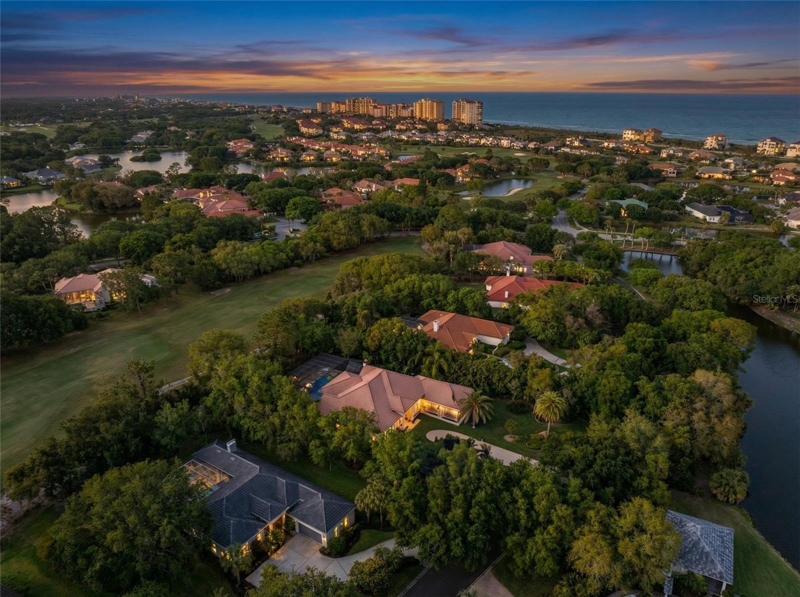 Image 38 of 53 For 8 Rue Renoir