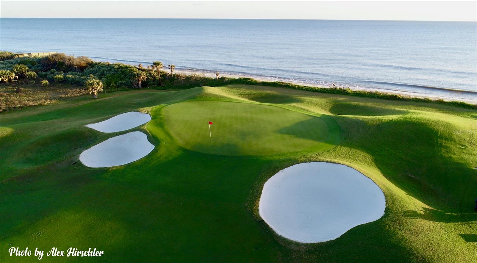 Image 43 of 53 For 8 Rue Renoir