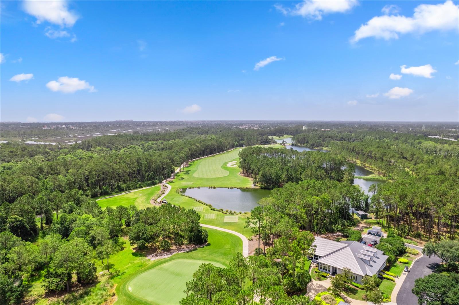 Image 51 of 53 For 8 Rue Renoir