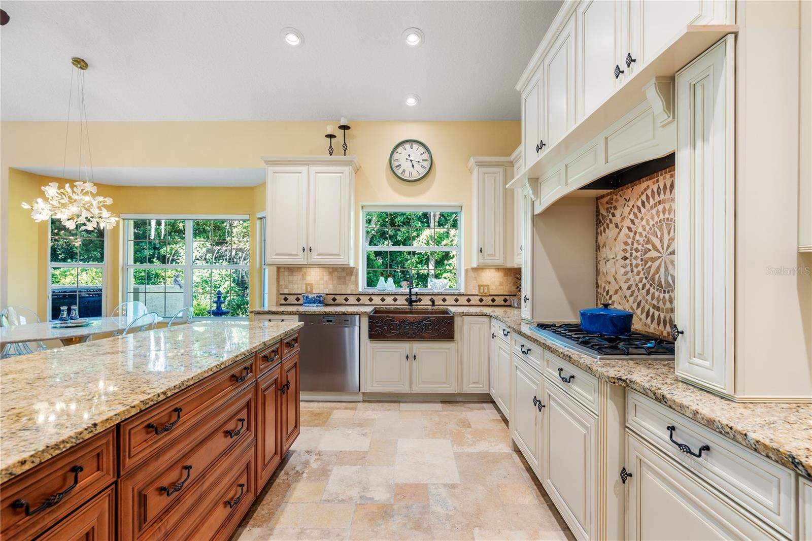 Image 8 of 53 For 8 Rue Renoir