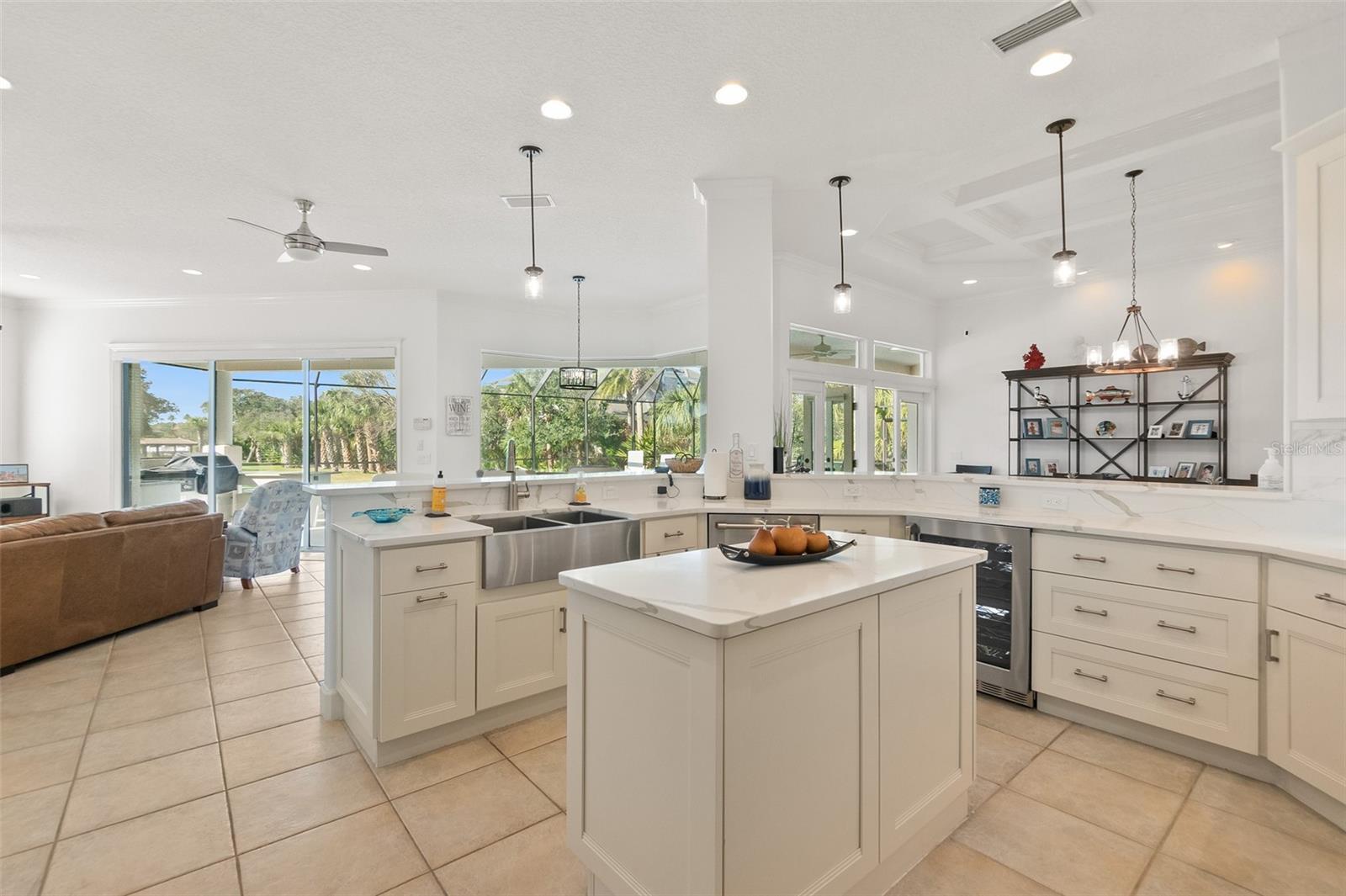 Image 26 of 71 For 104 Island Estates Parkway