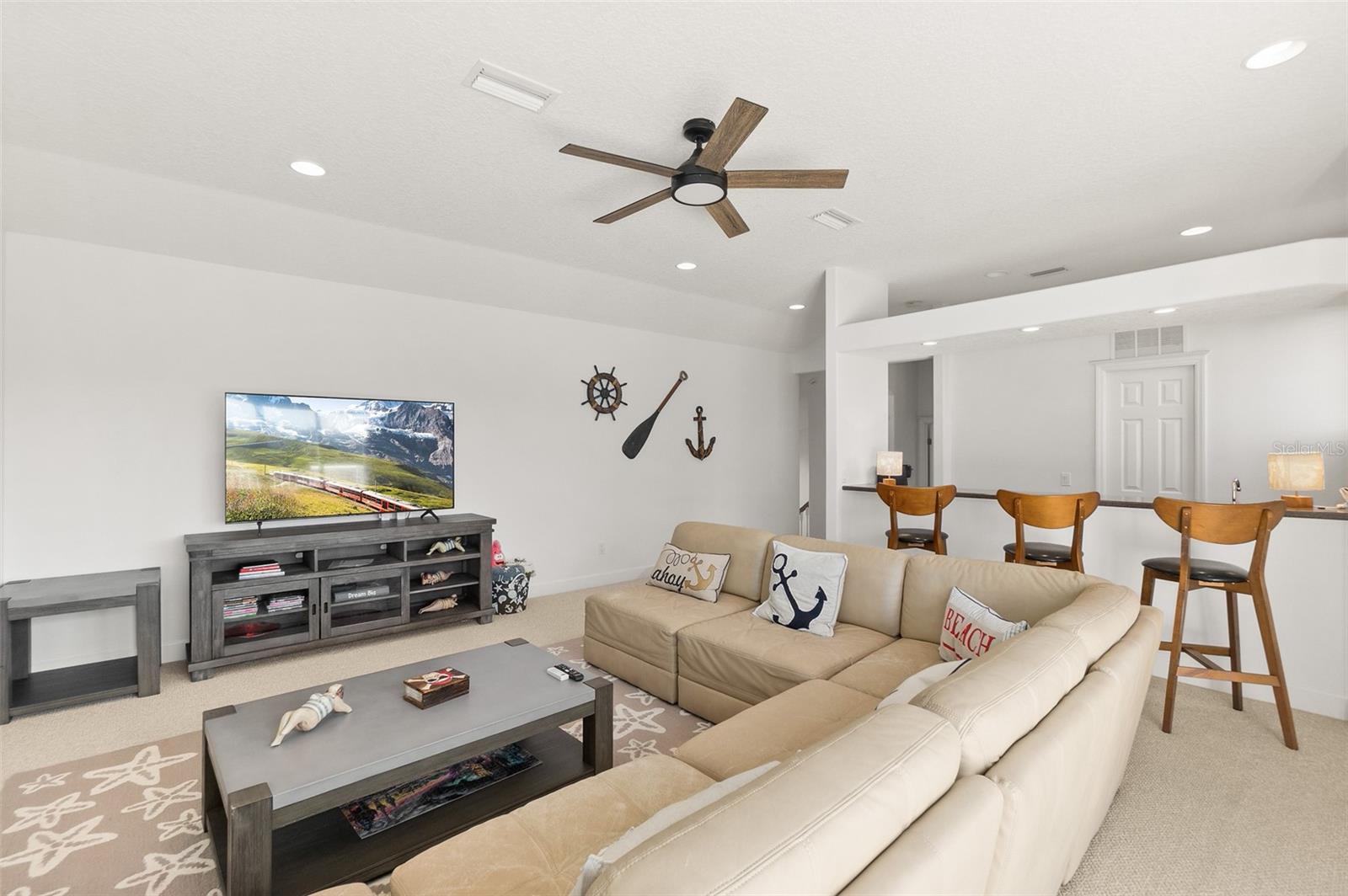 Image 54 of 71 For 104 Island Estates Parkway