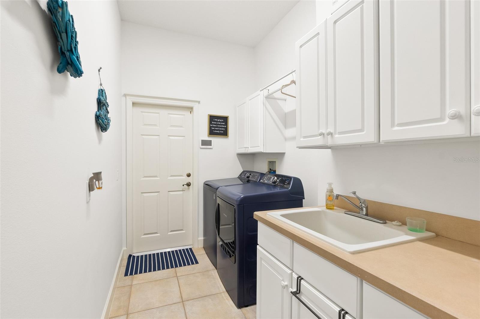 Image 59 of 71 For 104 Island Estates Parkway