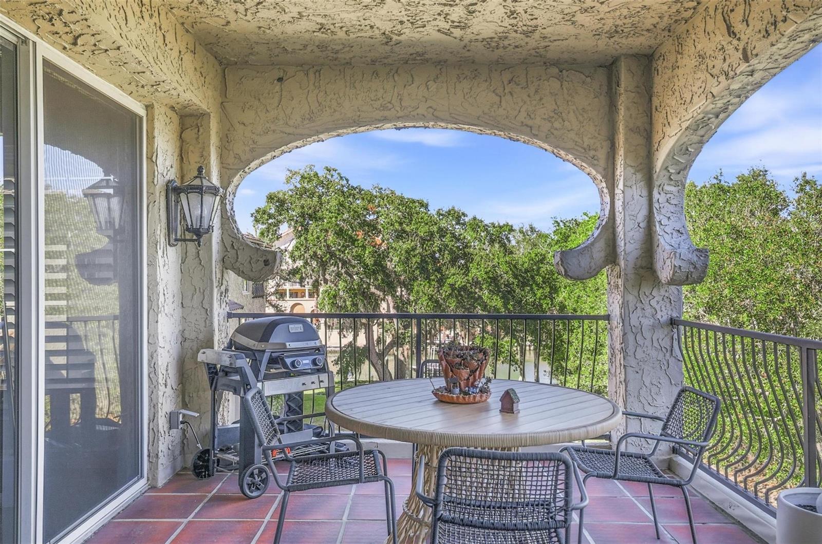 Image 62 of 76 For 110 Club House Drive 301