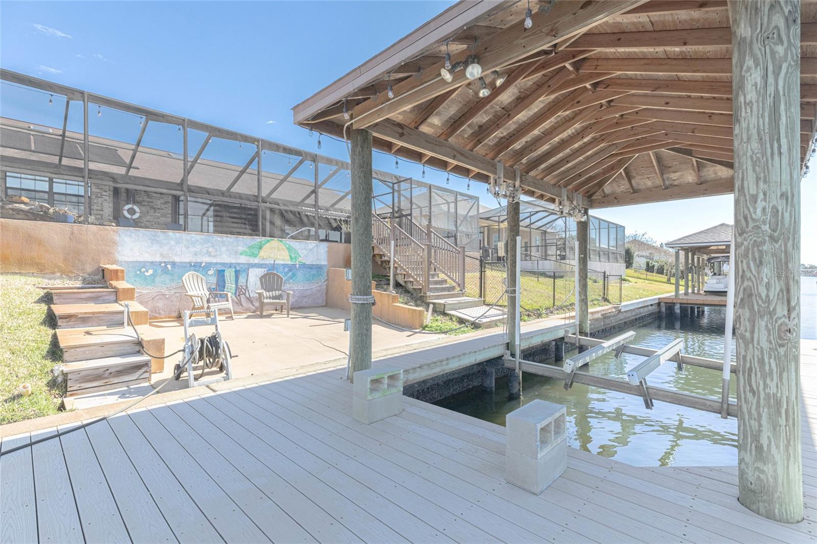 Listing photo id 29 for 27 Cherrytree Court