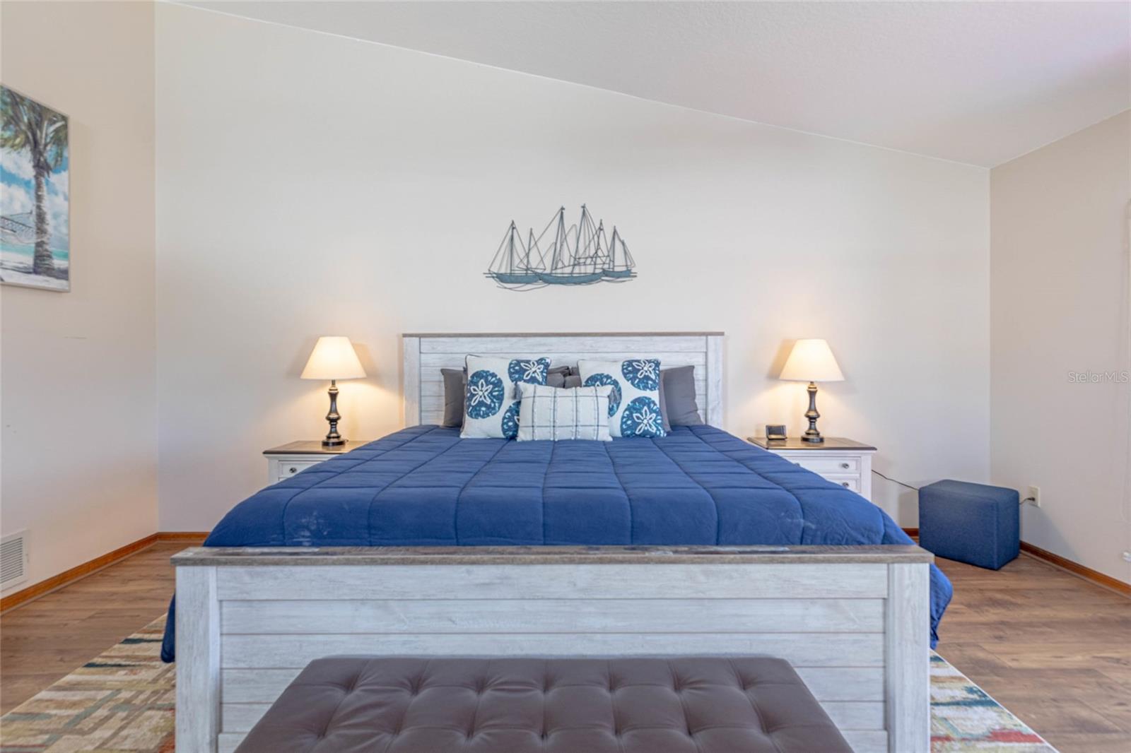 Listing photo id 32 for 27 Cherrytree Court