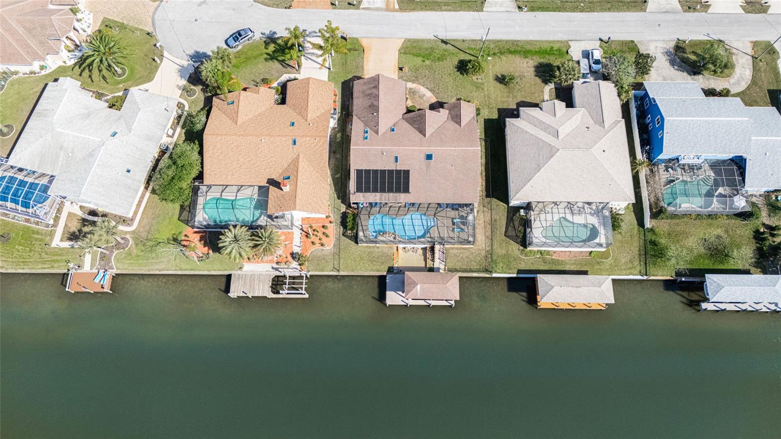 Listing photo id 41 for 27 Cherrytree Court