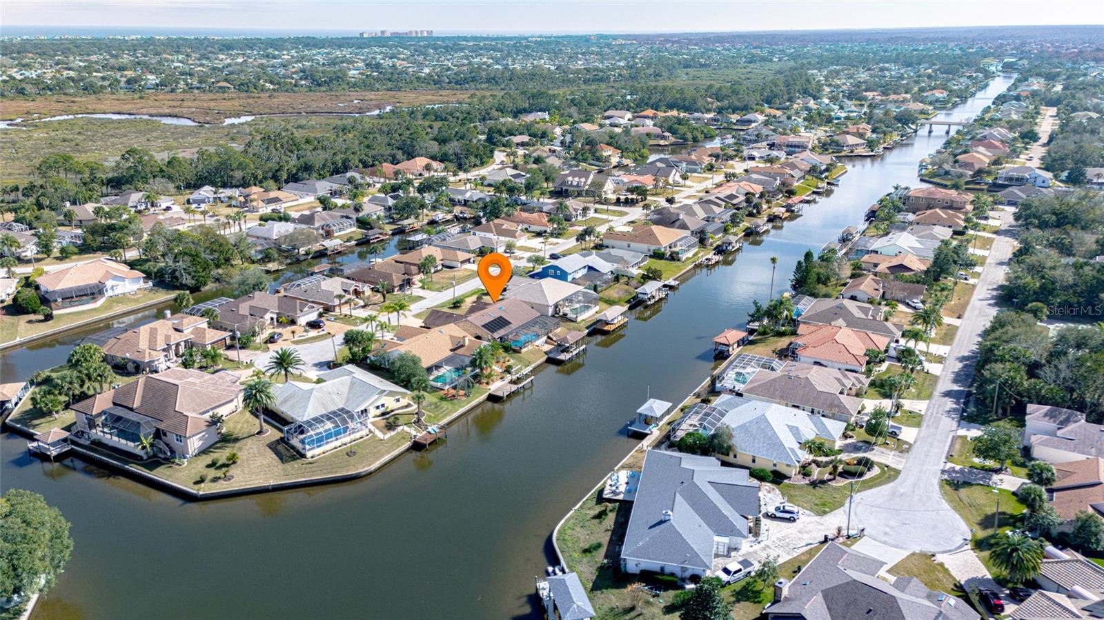 Listing photo id 46 for 27 Cherrytree Court