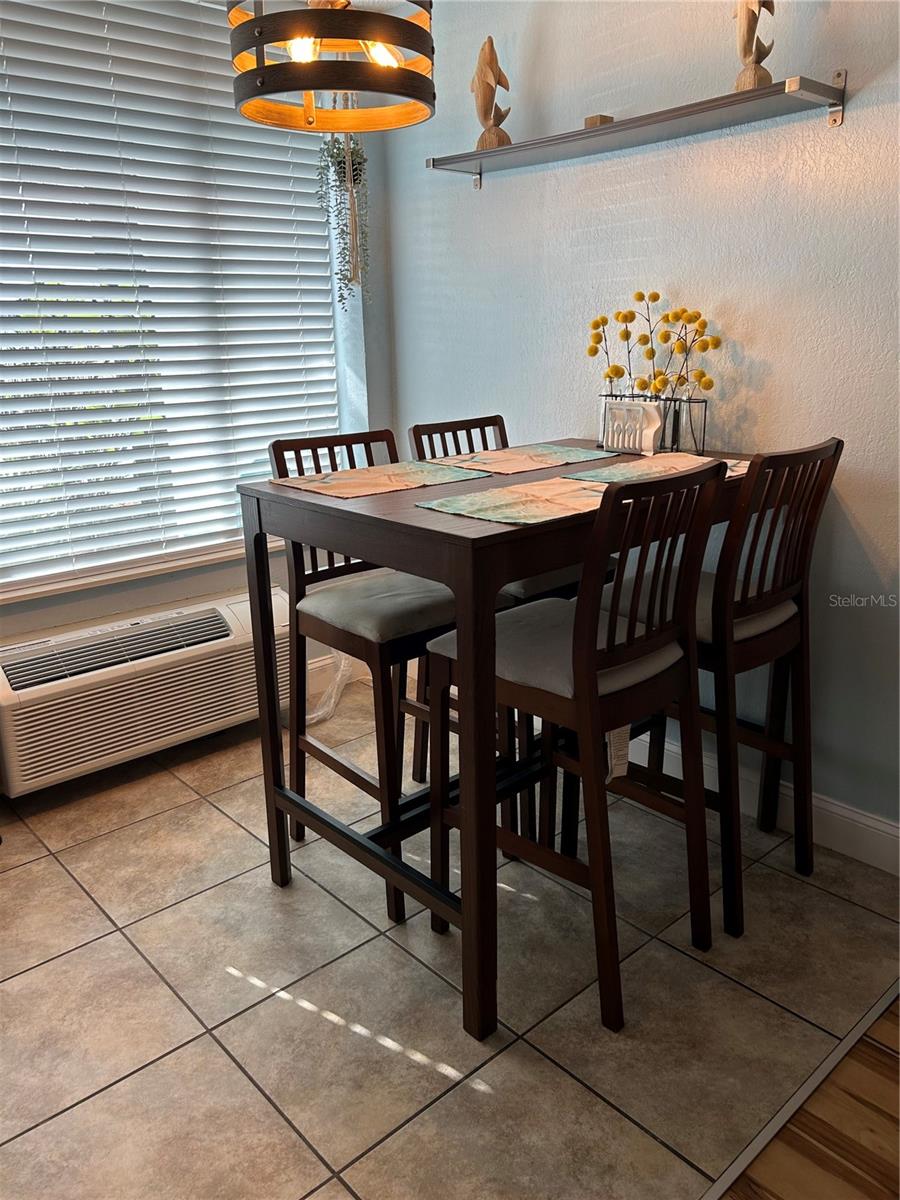 Image 7 of 12 For 935 Atlantic Avenue 105