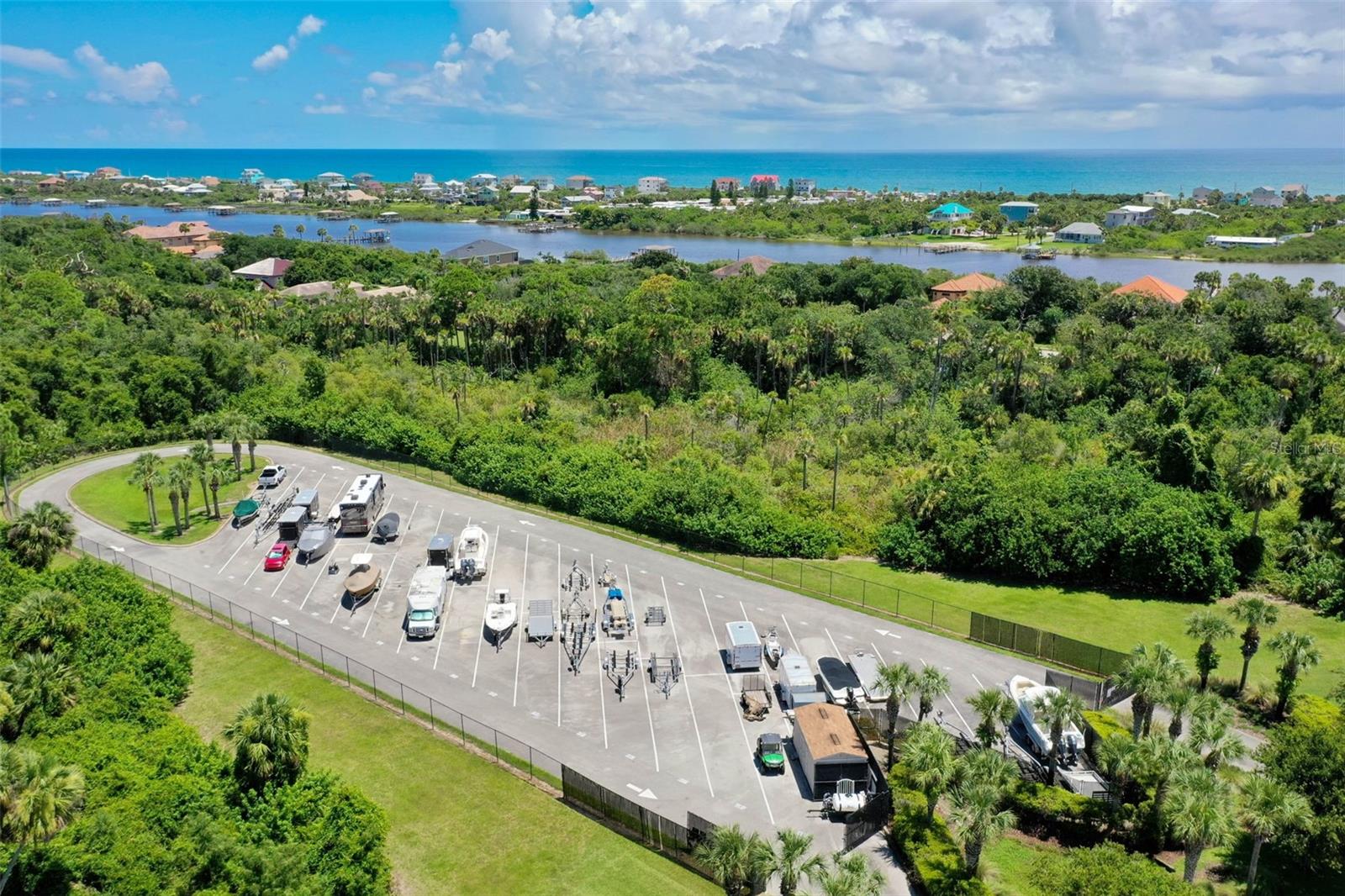 Image 24 of 43 For 284 Riverwalk Drive