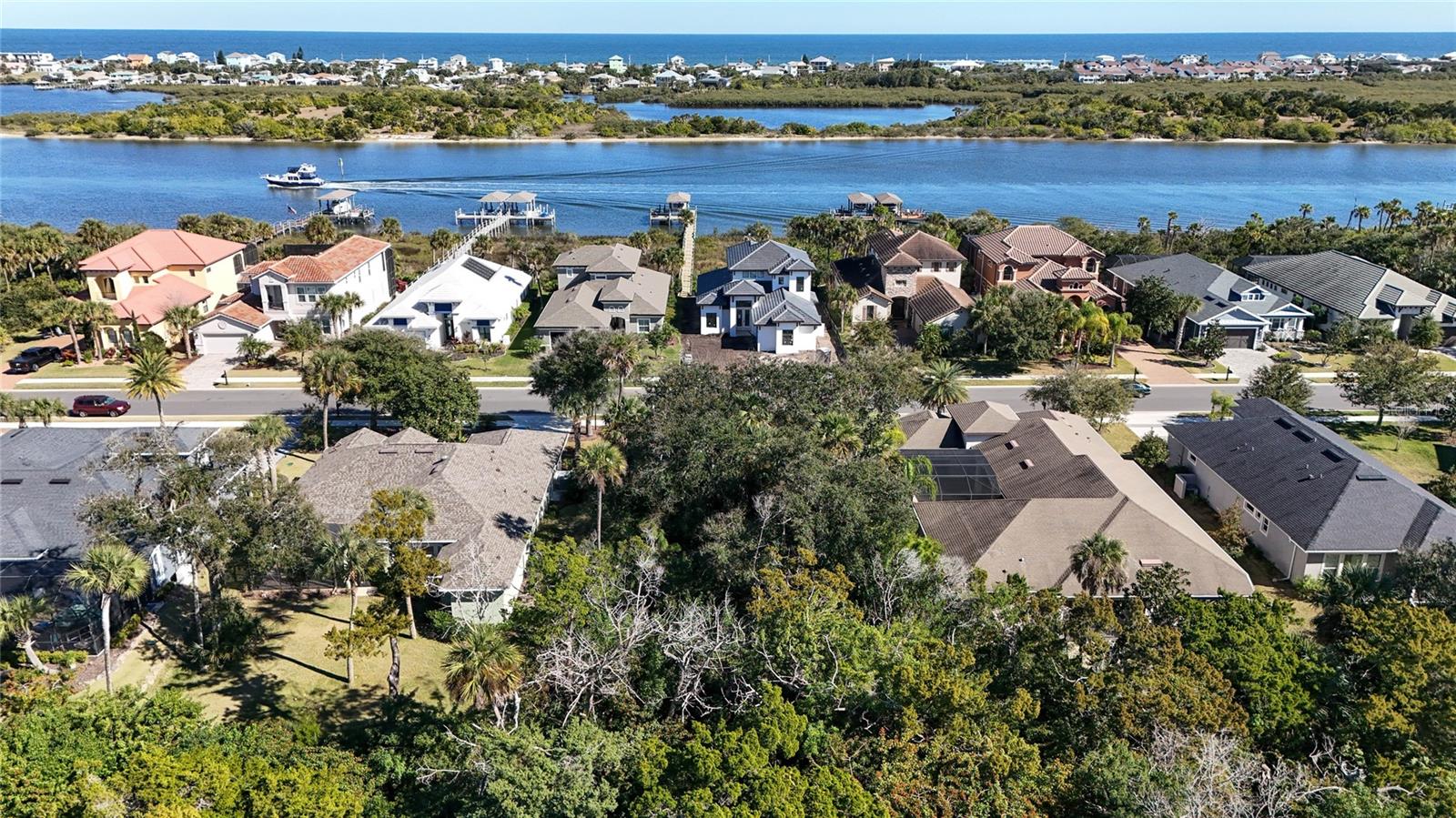 Image 5 of 43 For 284 Riverwalk Drive