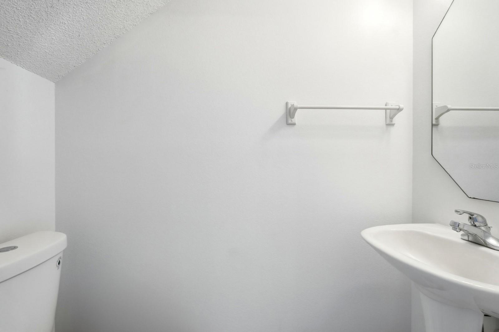 Image 12 of 35 For 1502 Deer Springs Road