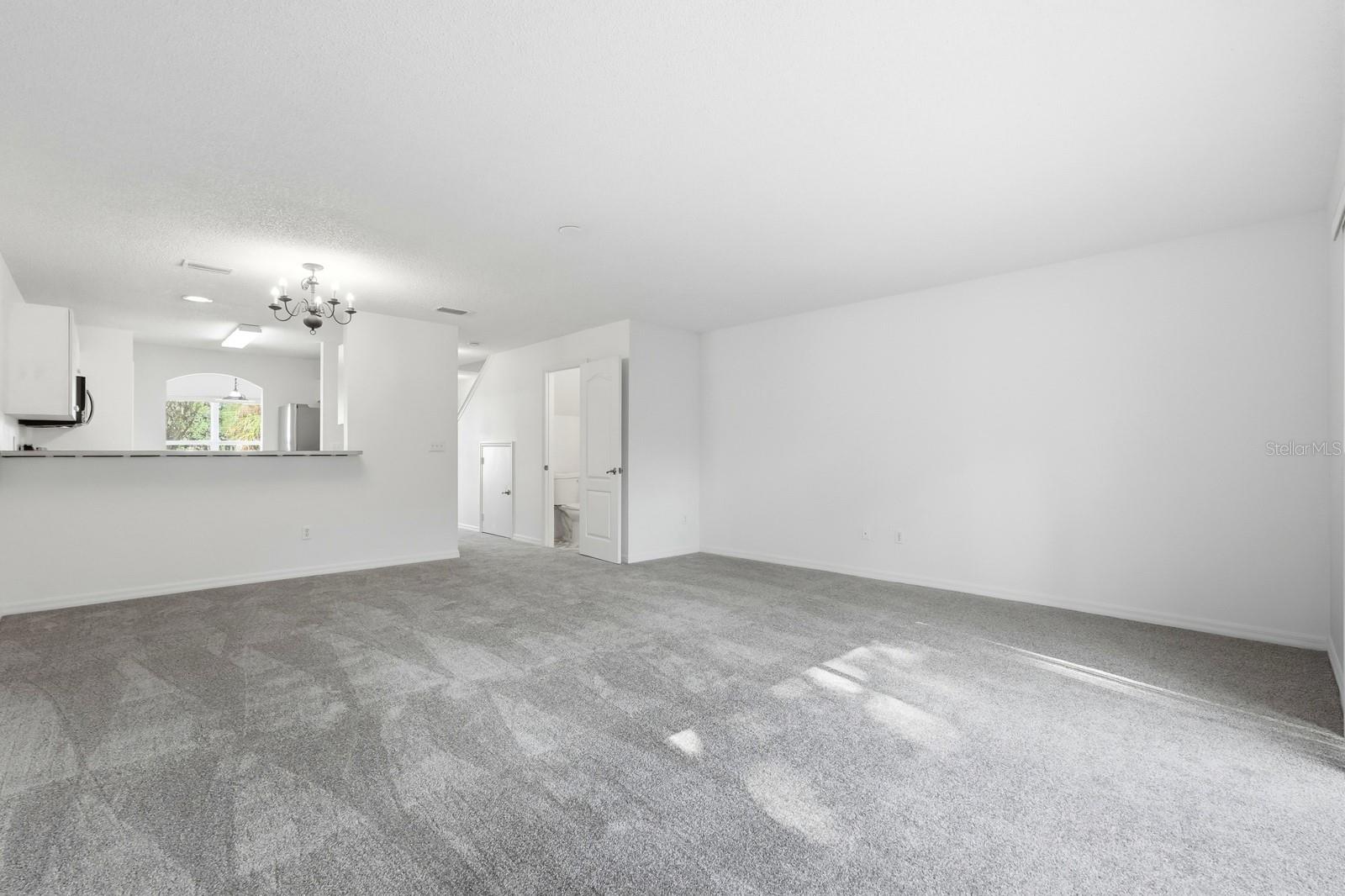 Image 15 of 35 For 1502 Deer Springs Road