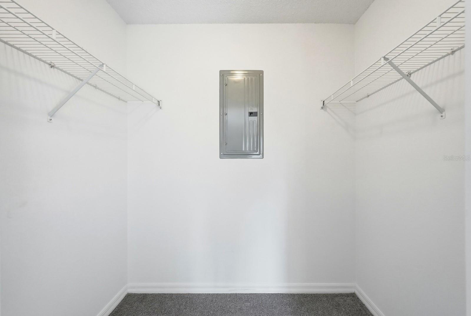 Image 21 of 35 For 1502 Deer Springs Road