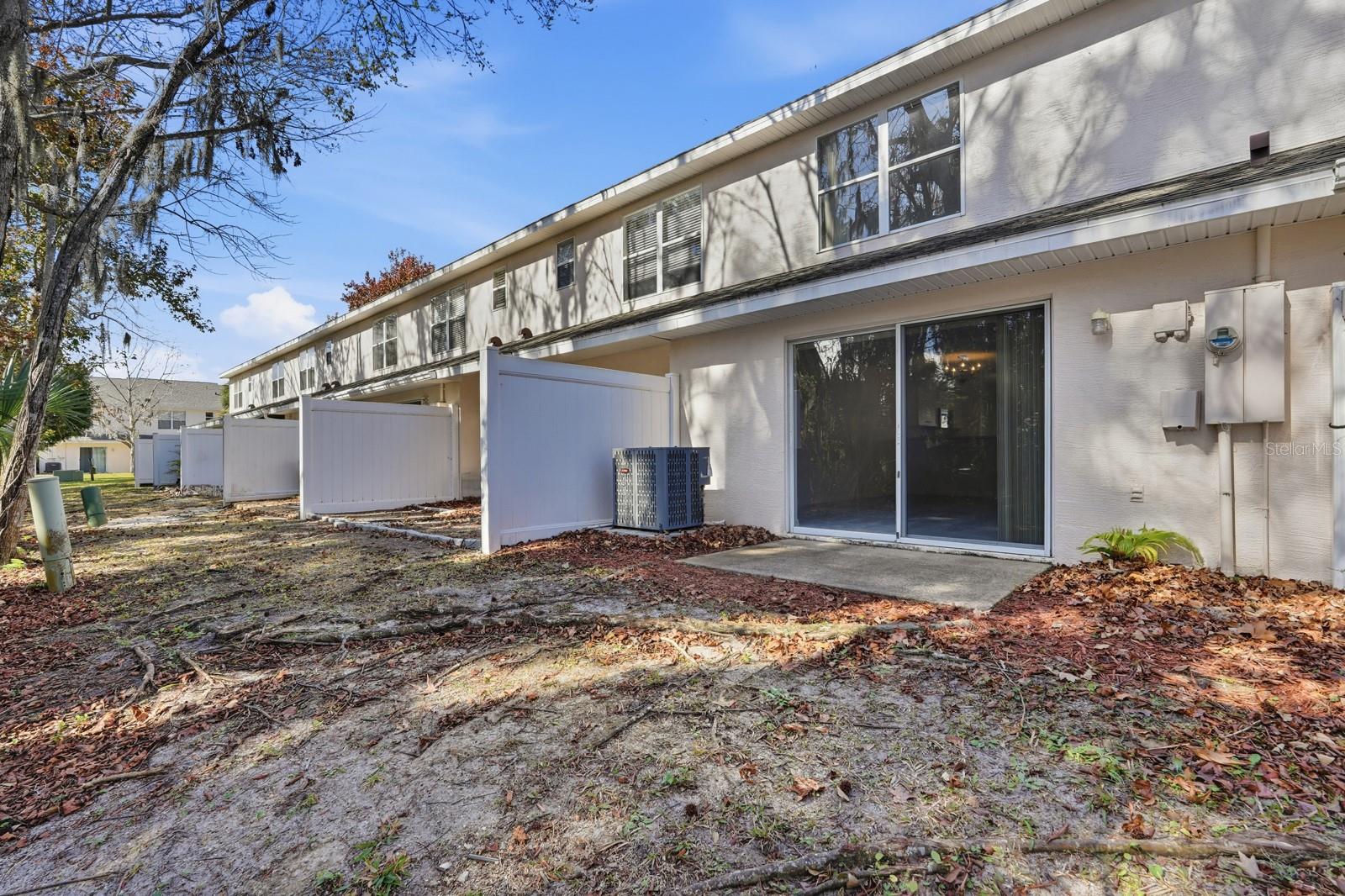 Image 26 of 35 For 1502 Deer Springs Road