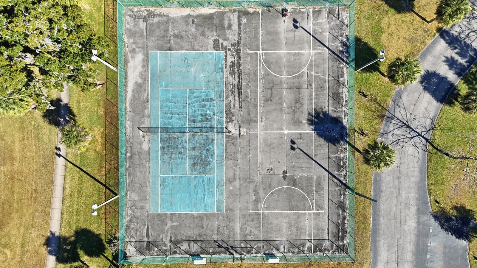 Image 34 of 35 For 1502 Deer Springs Road