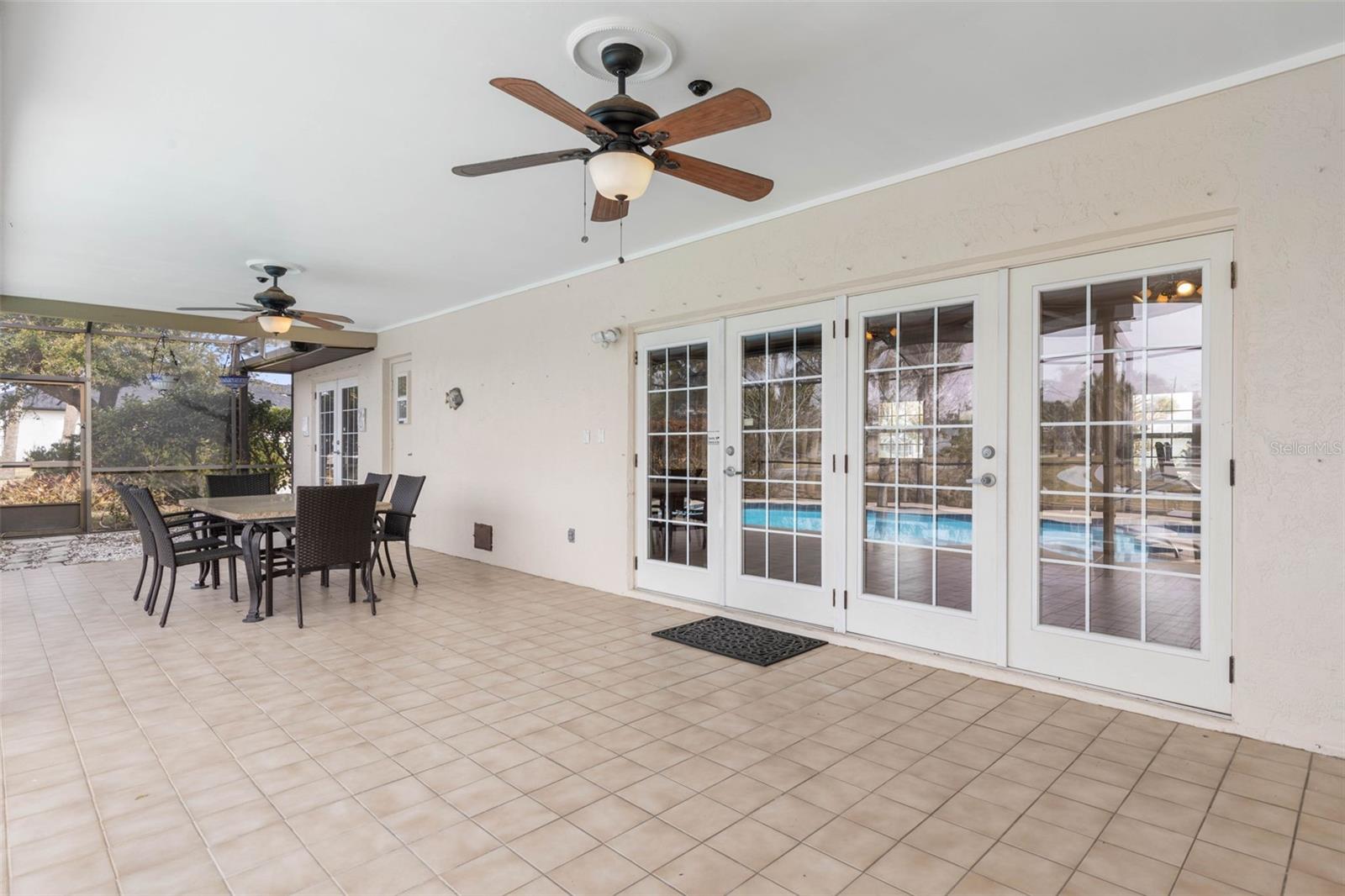 Image 26 of 31 For 2 Claridge Court S