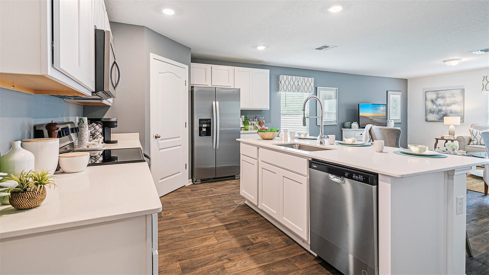 Image 7 of 44 For 6 Porral Place