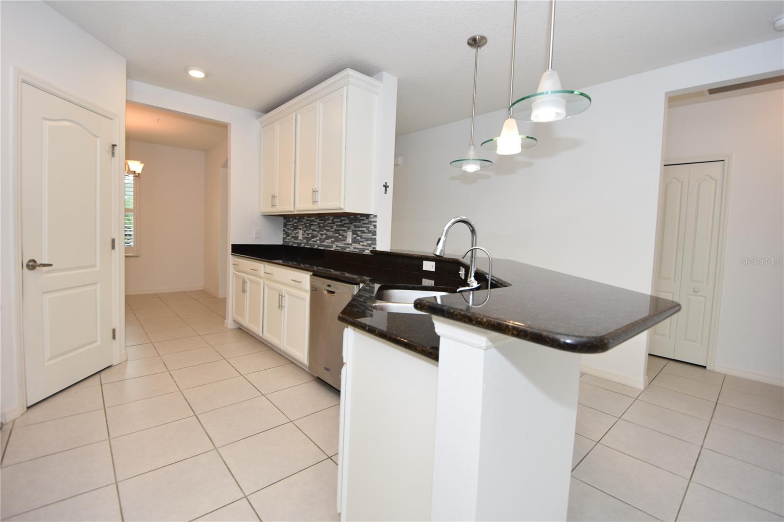 Image 14 of 34 For 22 Rybar Lane