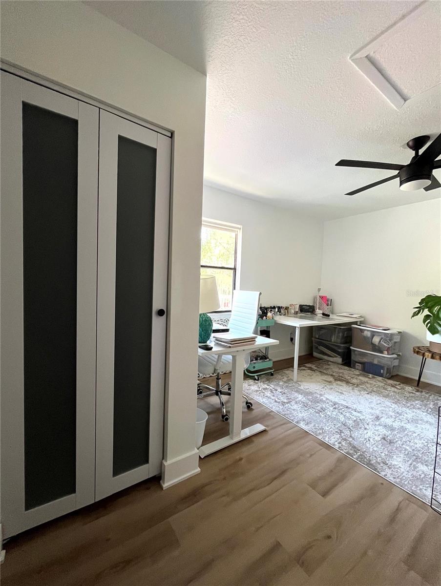 Image 10 of 16 For 22 Catalonia Court 22