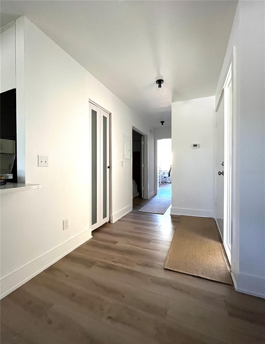 Image 6 of 16 For 22 Catalonia Court 22