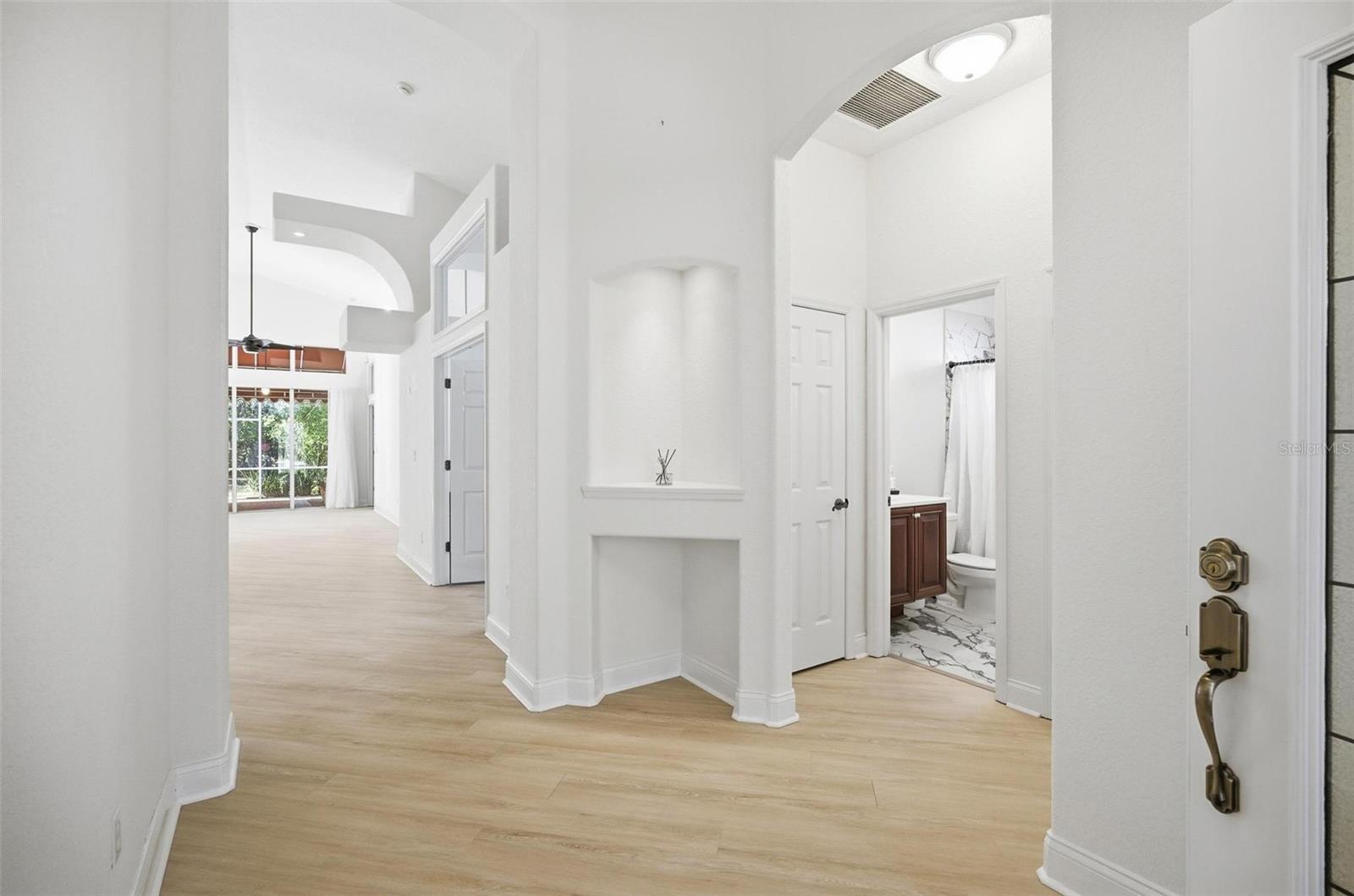 Image 4 of 89 For 16 Village View Way