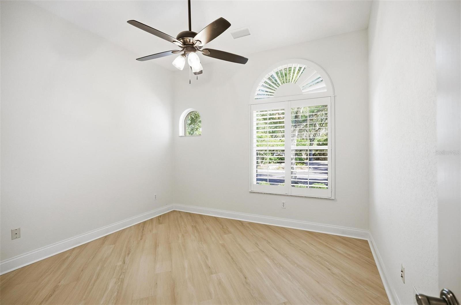 Image 46 of 89 For 16 Village View Way