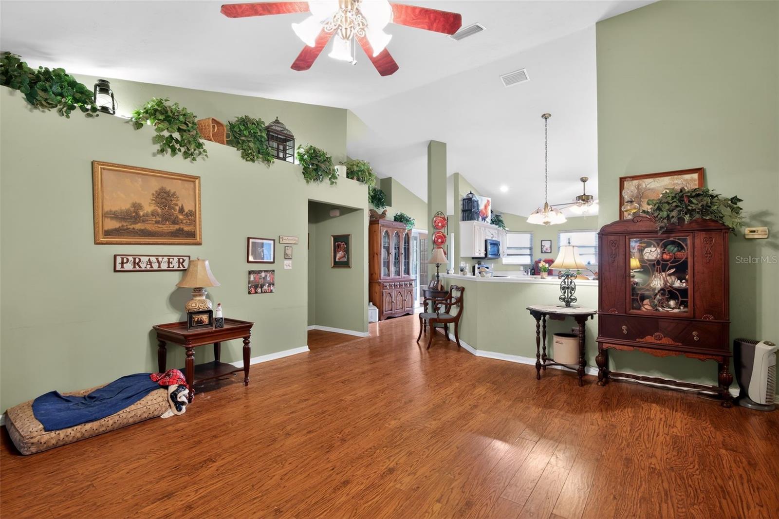 Image 10 of 31 For 10318 Palmetto Boulevard