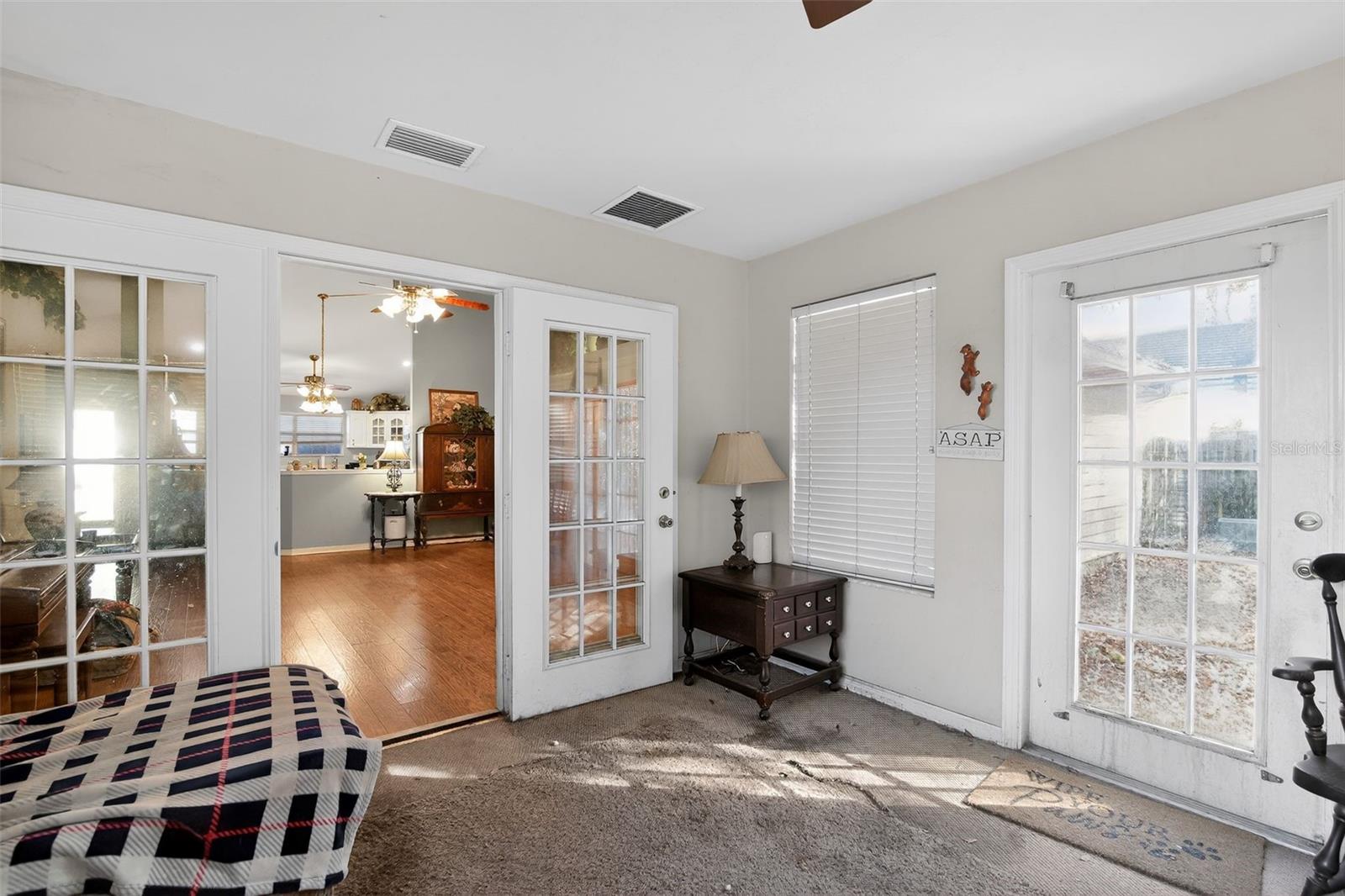 Image 12 of 31 For 10318 Palmetto Boulevard