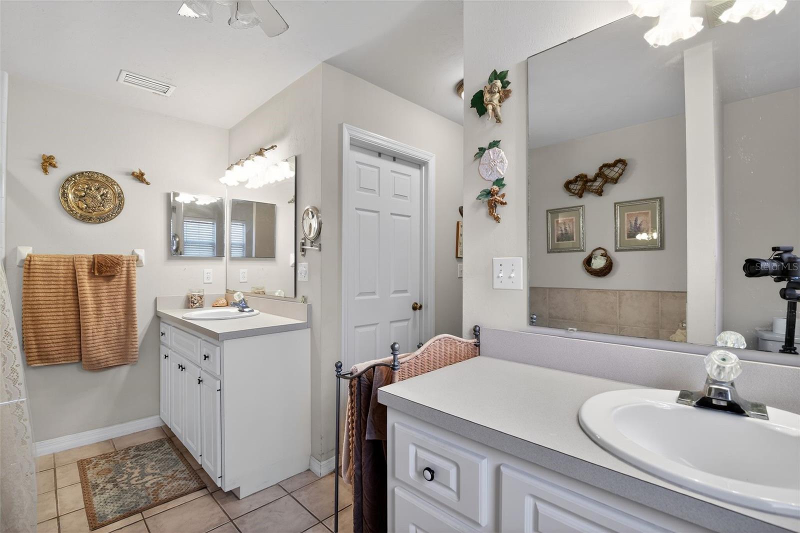 Image 23 of 31 For 10318 Palmetto Boulevard