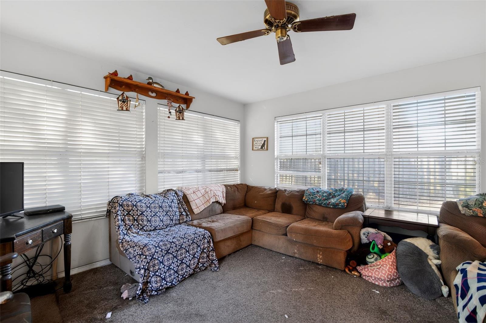 Image 4 of 31 For 10318 Palmetto Boulevard