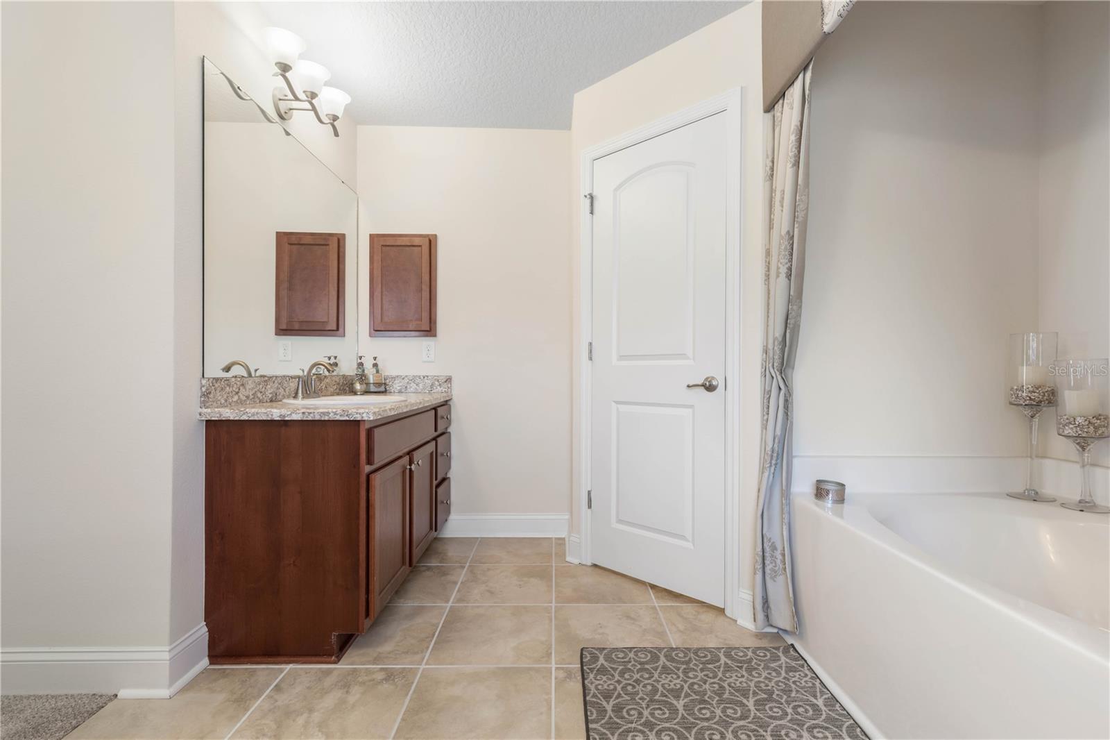 Image 25 of 32 For 1 Pheasant Drive