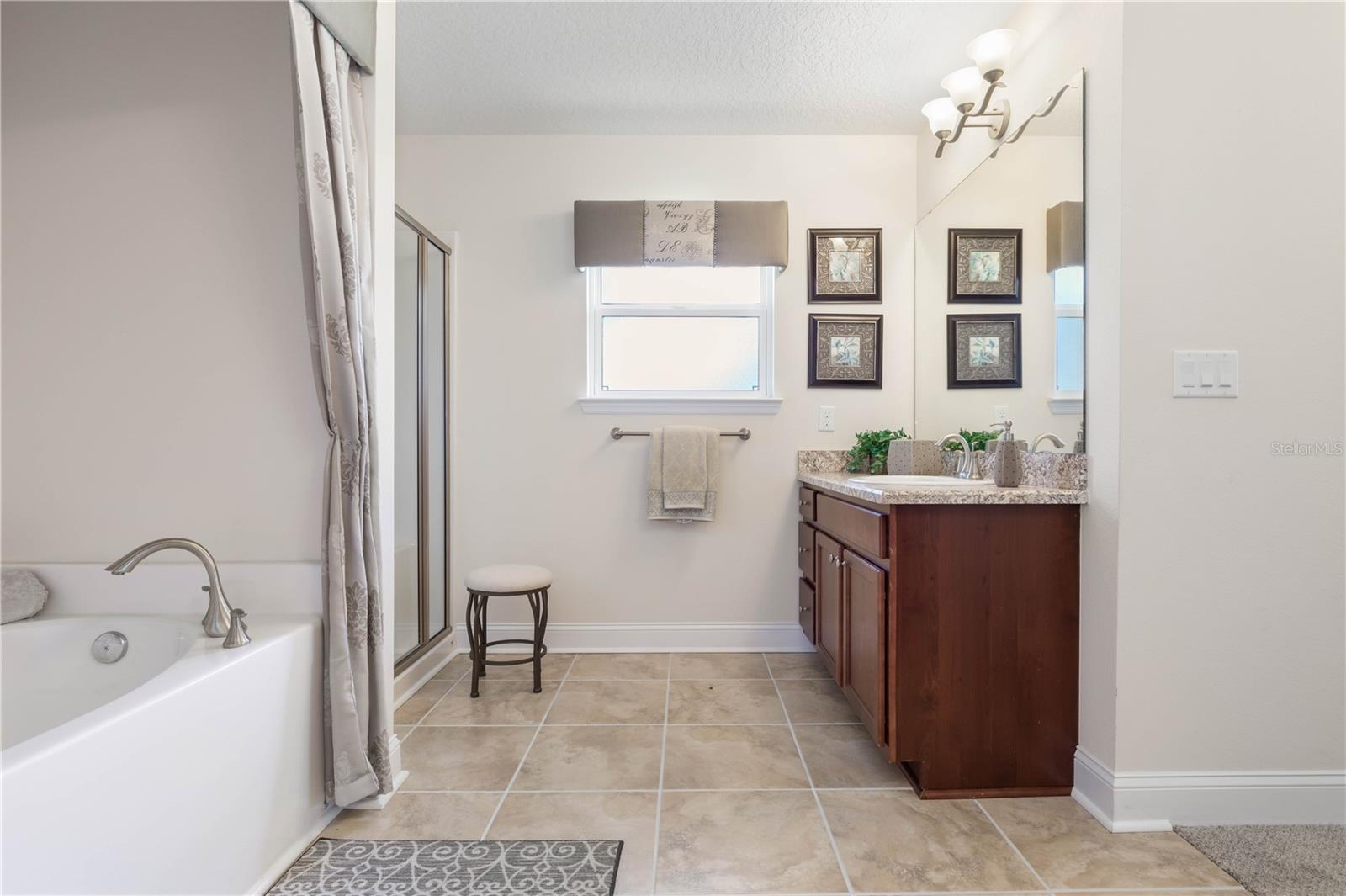 Image 26 of 32 For 1 Pheasant Drive