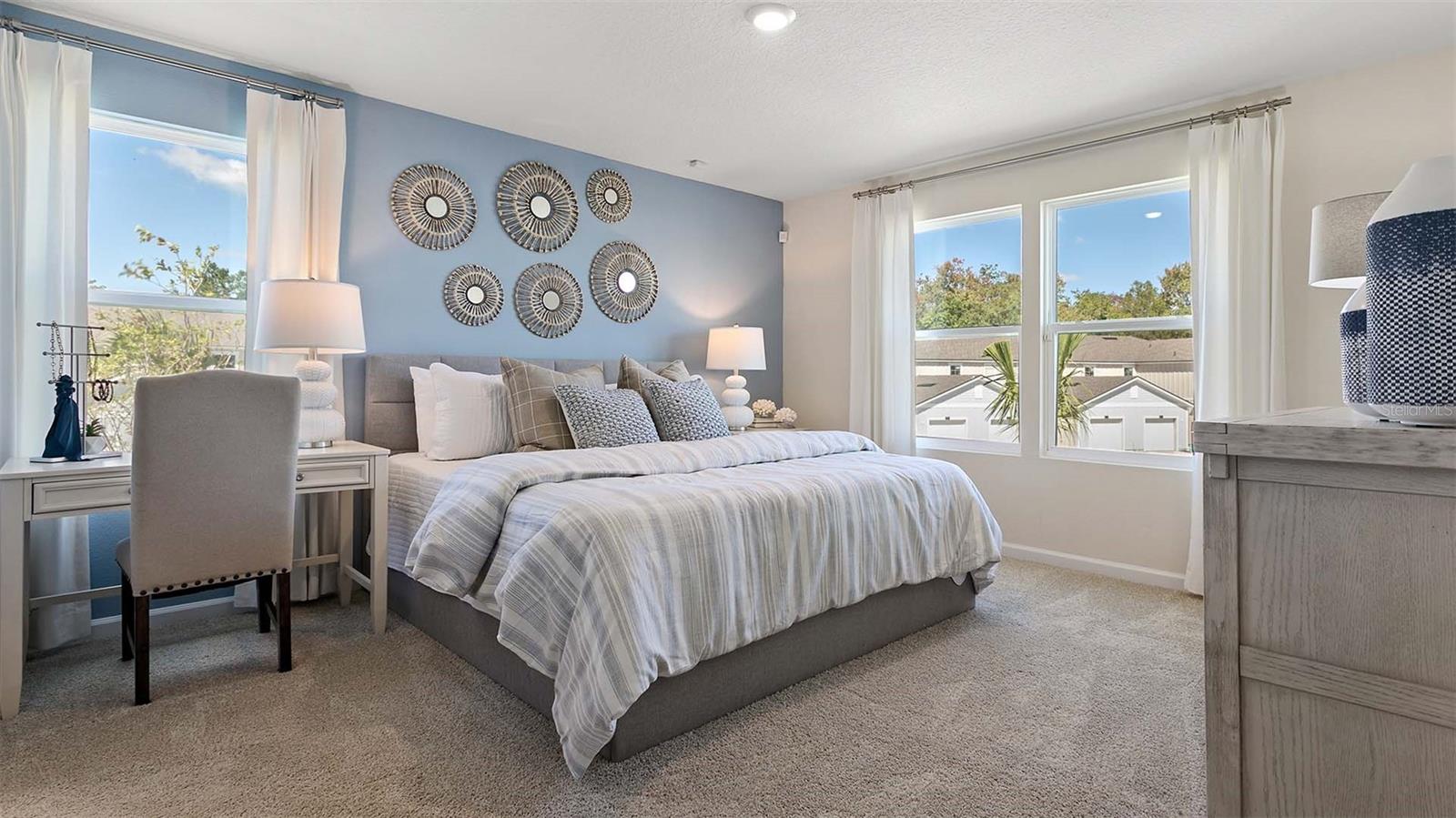 Image 10 of 47 For 28 Pasadena Drive