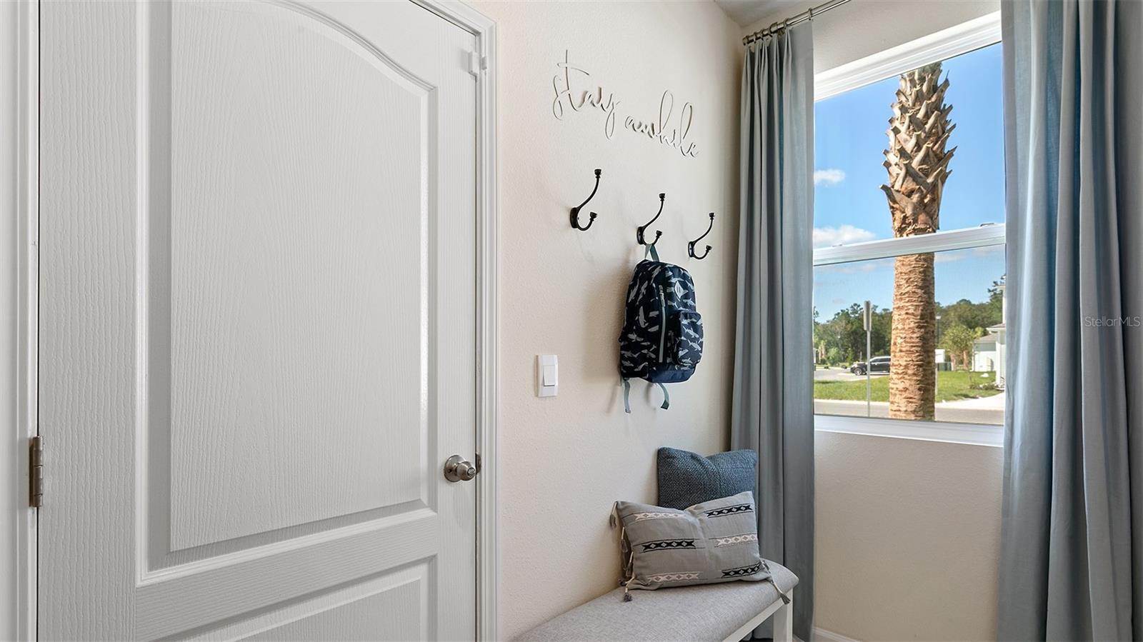 Image 9 of 47 For 28 Pasadena Drive