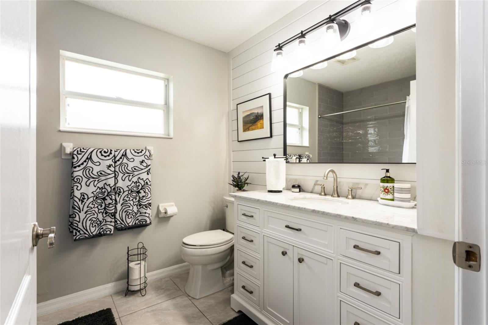 Image 21 of 42 For 15 Evans Drive