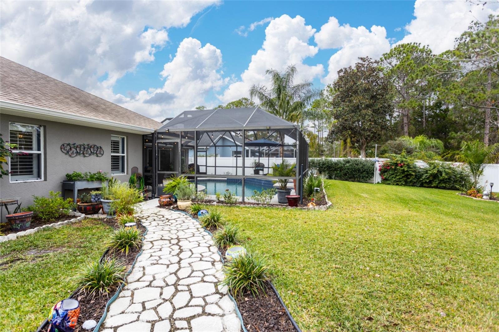 Image 31 of 42 For 15 Evans Drive