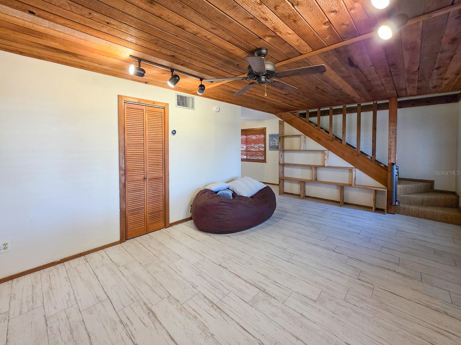 Image 12 of 37 For 1340 Central Avenue