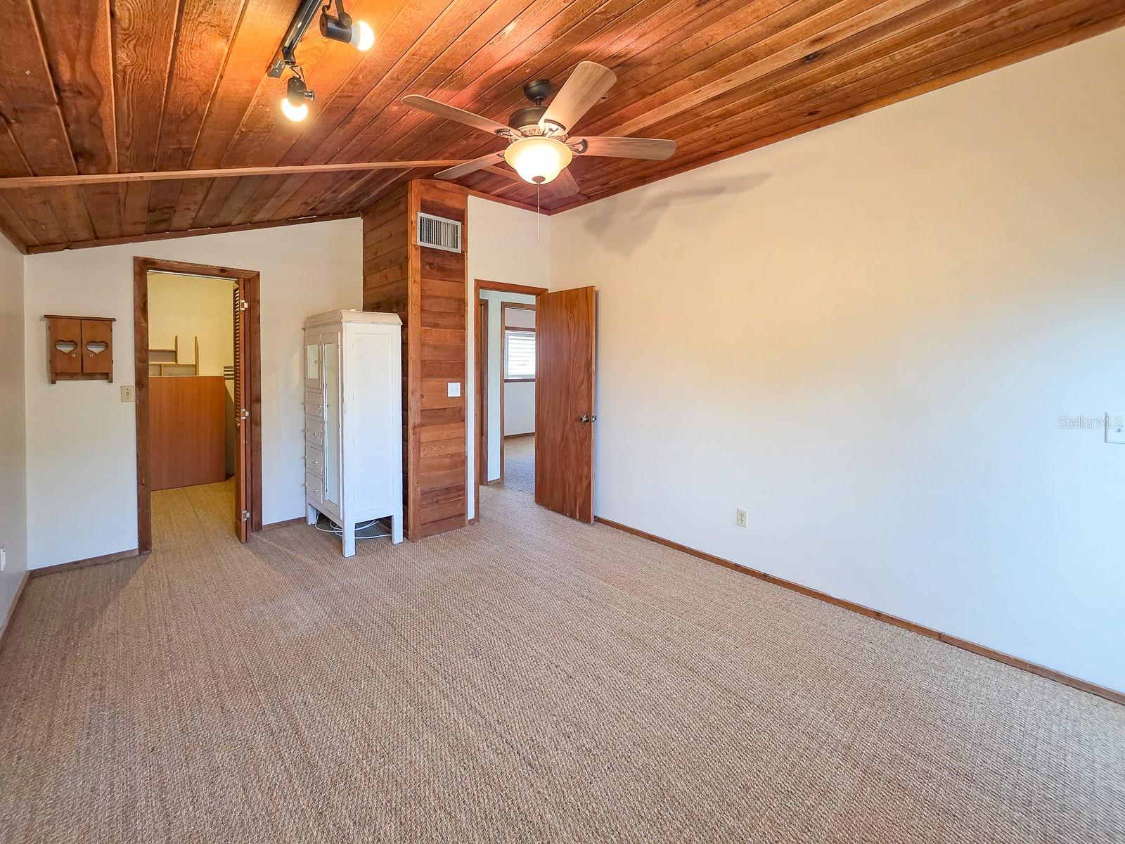 Image 20 of 37 For 1340 Central Avenue