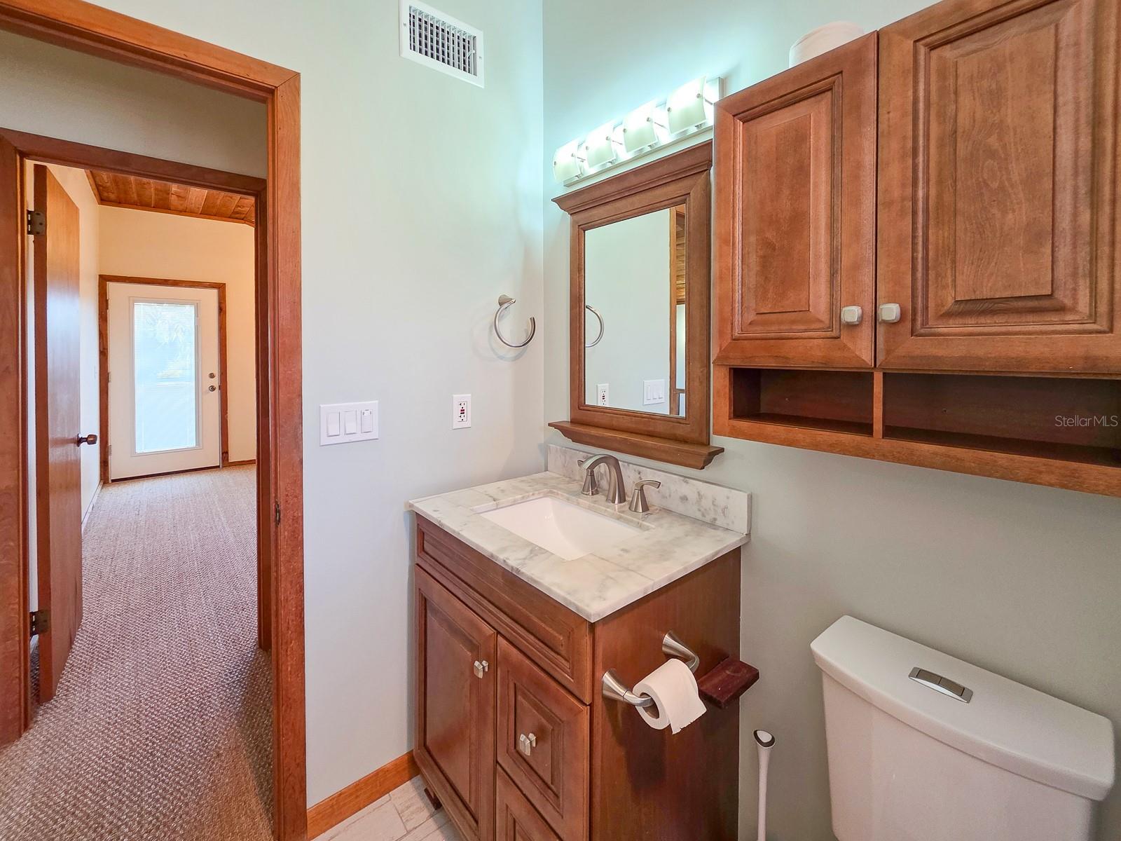 Image 24 of 37 For 1340 Central Avenue