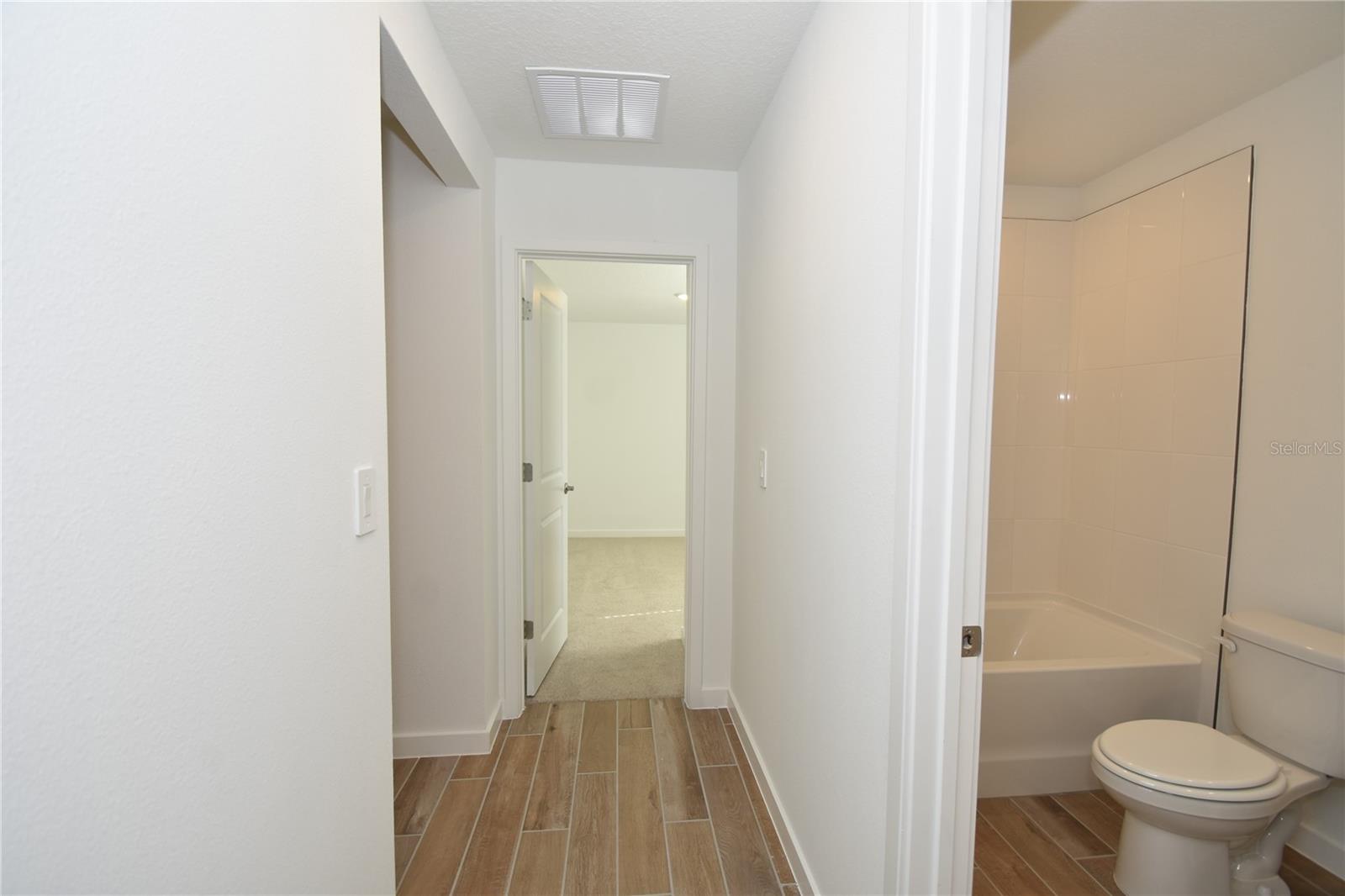 Image 27 of 52 For 10 Oconee Drive